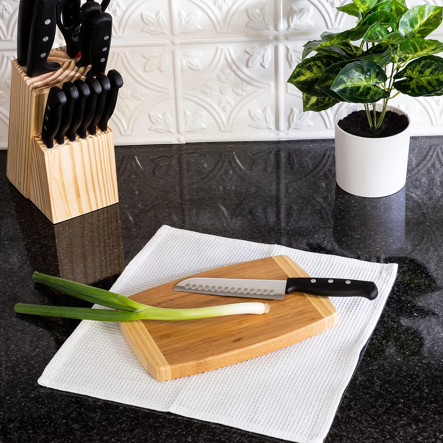 Joyce Chen Small Bamboo Cutting Board, 6x9 Inches - Image 10